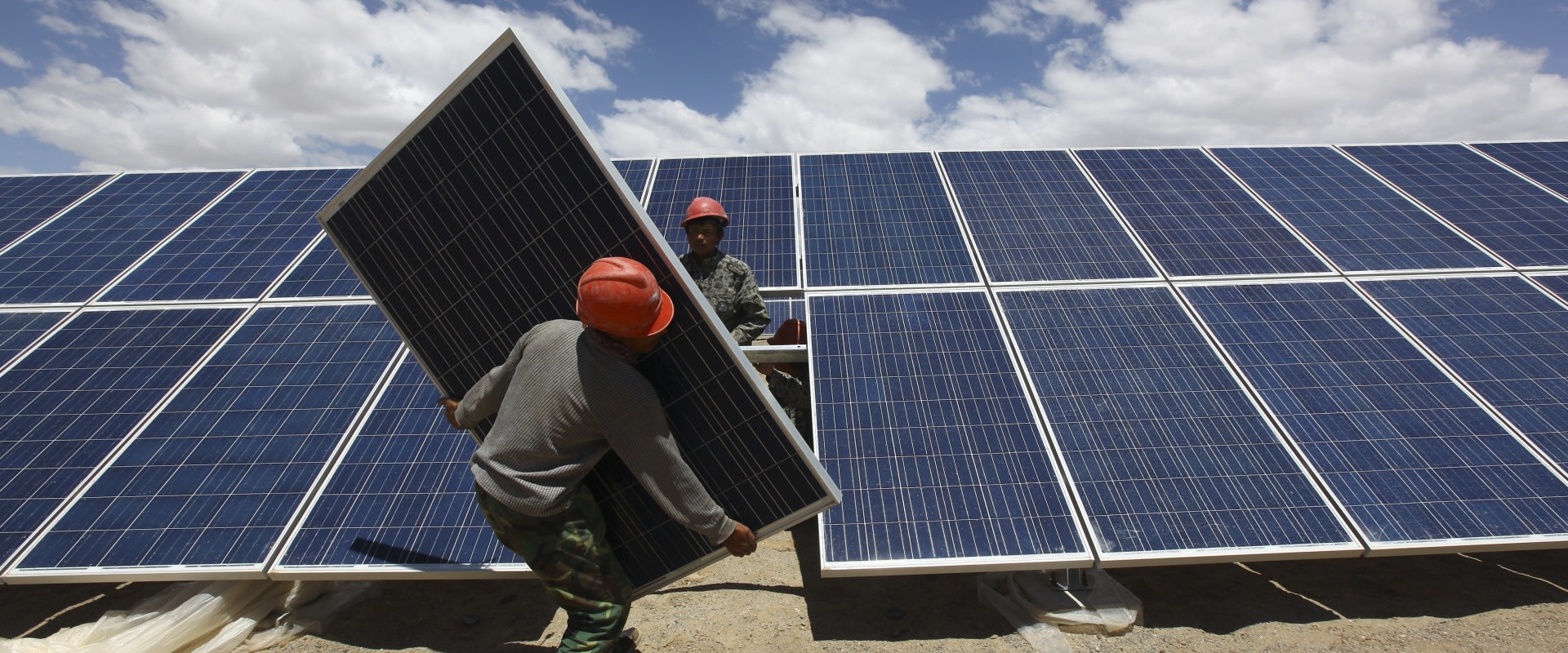 Are solar power plants expensive?